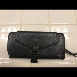 Volcom wallet