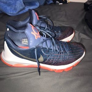 Kevin Durant 8’s
