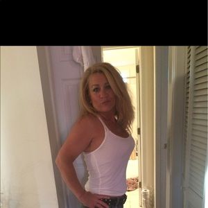 Meet your Posher, Kay