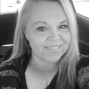 Meet your Posher, Donna