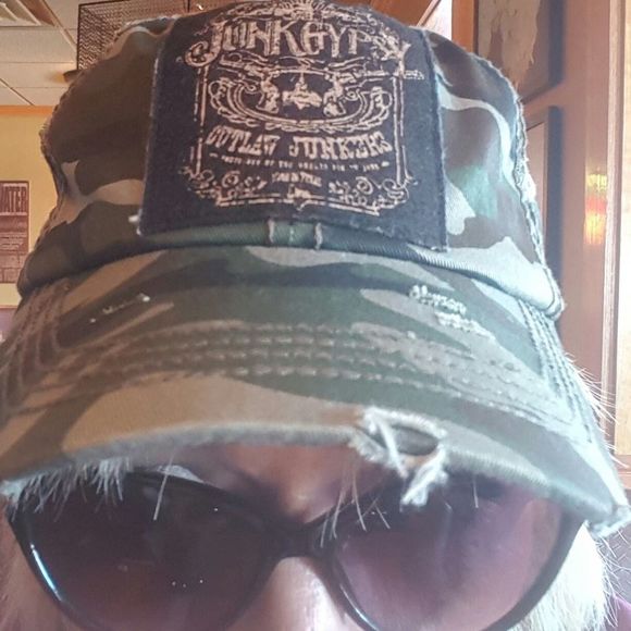 Meet your Posher, Mary - Picture 1 of 1