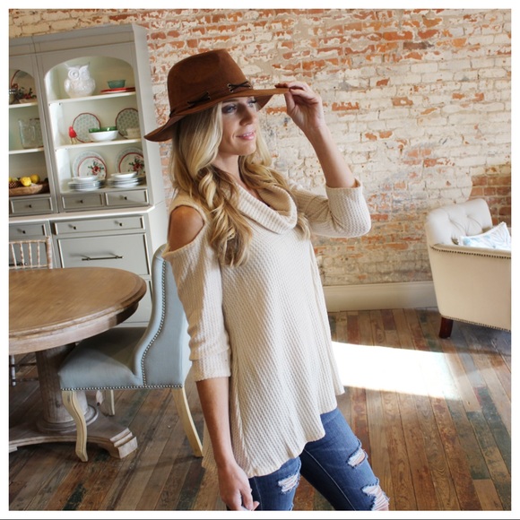 ✨LAST ONE✨Beige open shoulder cowl neck top - Picture 2 of 3