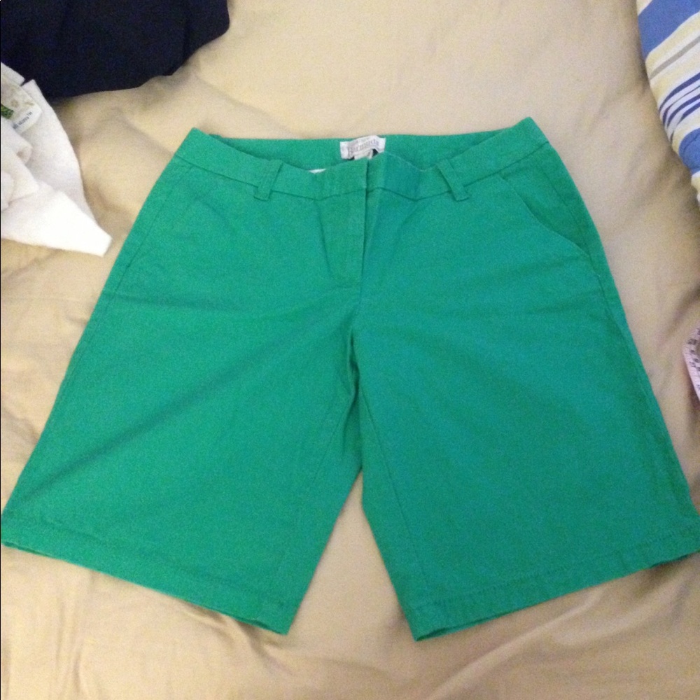JCrew Bermuda shorts green size 4