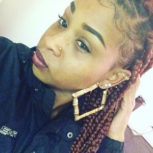 Meet your Posher, Shanika