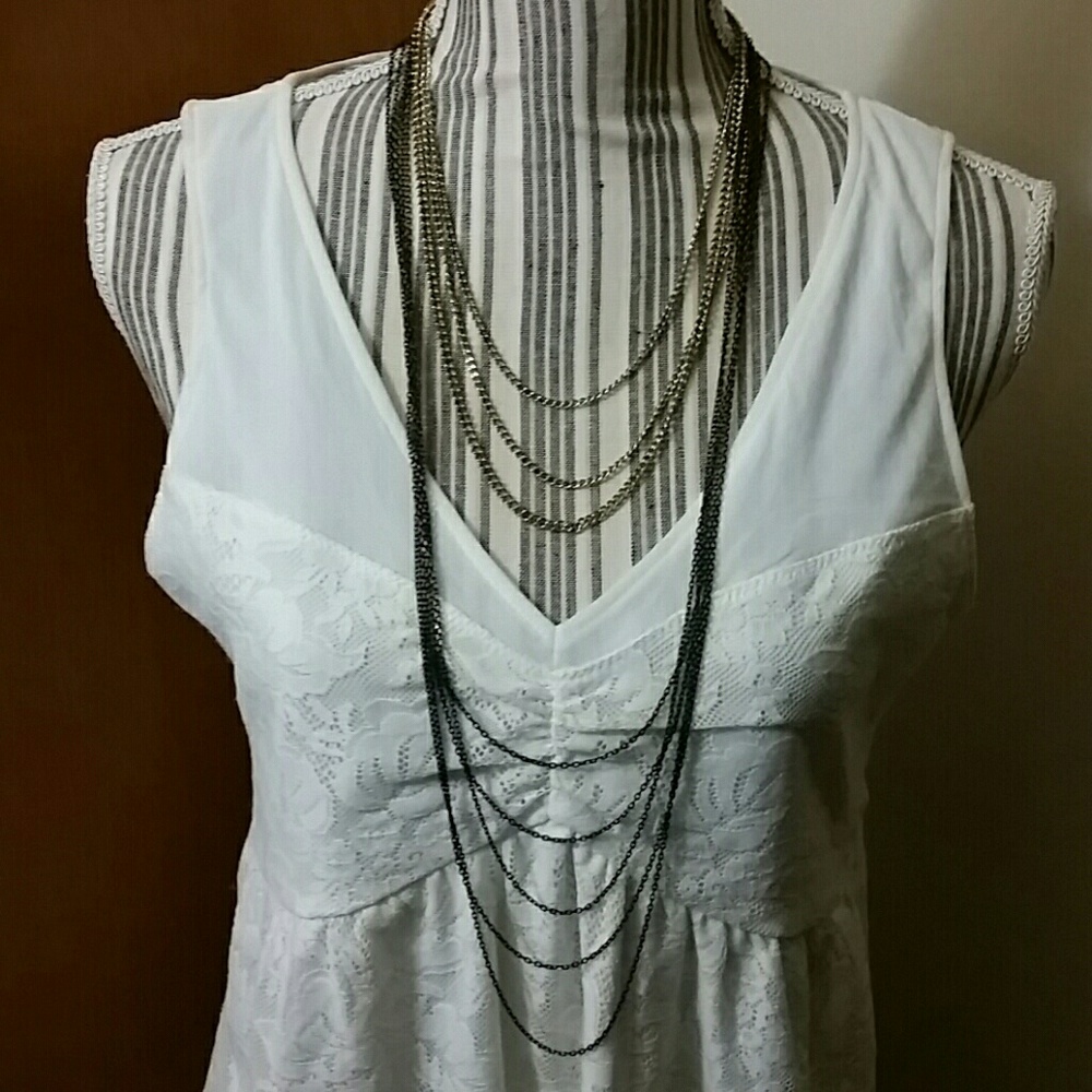 Express Blouse - Picture 2 of 11