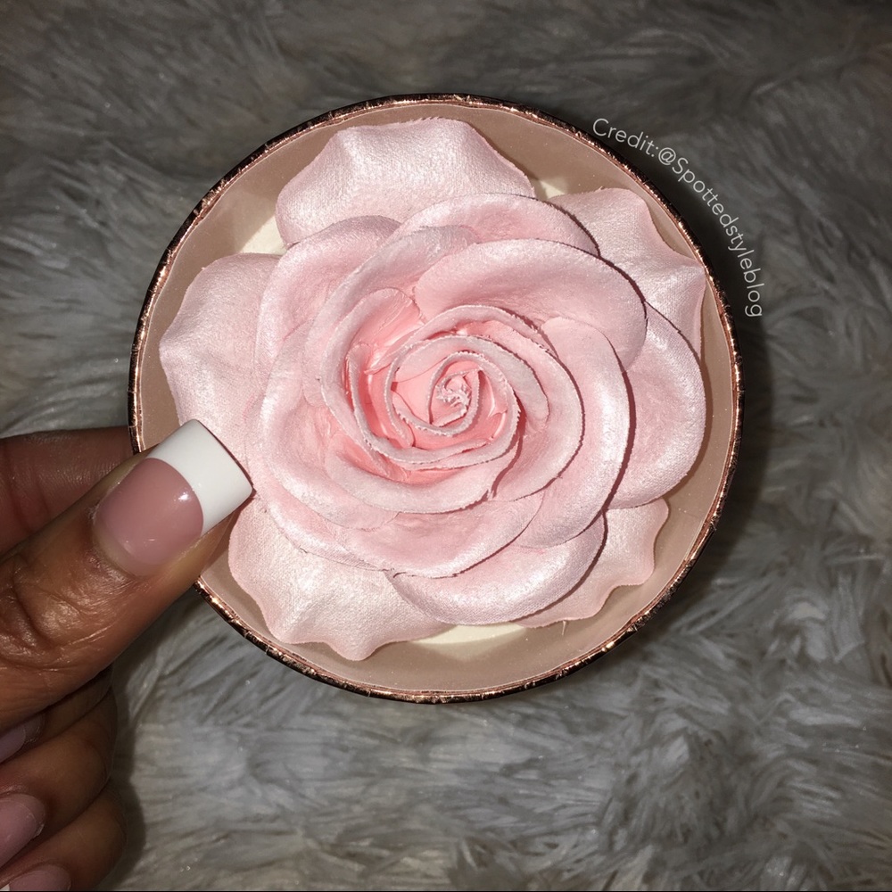 Lancôme rose highlighter LTDED