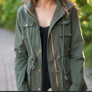 Green anorak cargo jacket