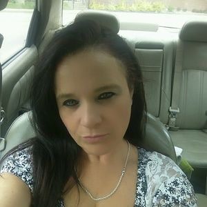 Meet your Posher, Carey