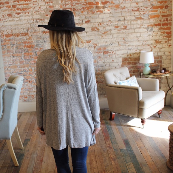 Heather gray hacci cardigan with pockets - Picture 4 of 5