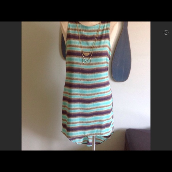 Beautiful Lush Hi/Lo Dress - Picture 2 of 4