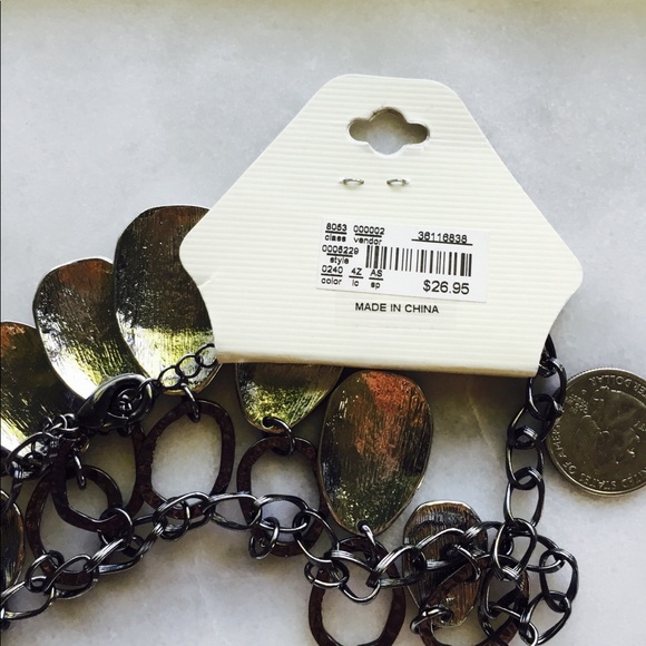 🍍Christopher & Banks Pineapple Necklace🍍 - Picture 4 of 4