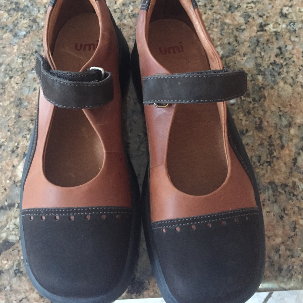 New Umi girls casual dress shoes