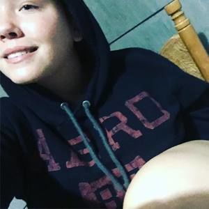 Meet your Posher, Destinee