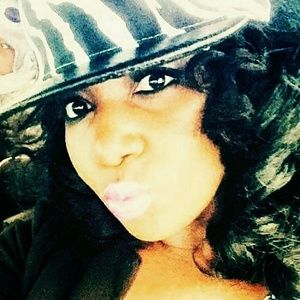 Meet your Posher, Tiffani