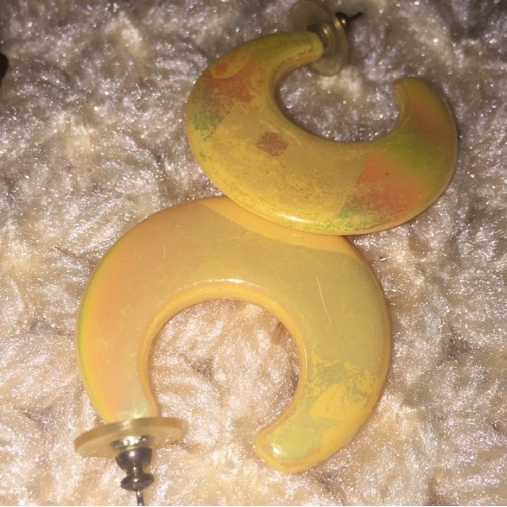 Mina hoops
