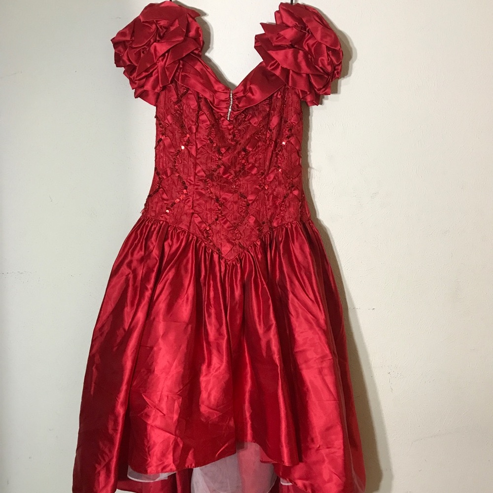 Red Vintage 1980s prom dress/1980s formal dress