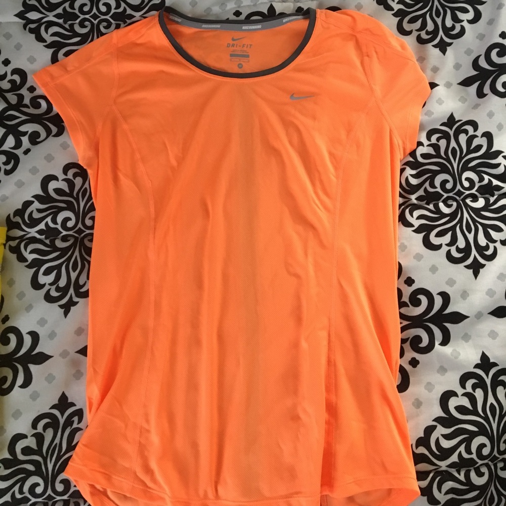 Nike dry fit T-shirt