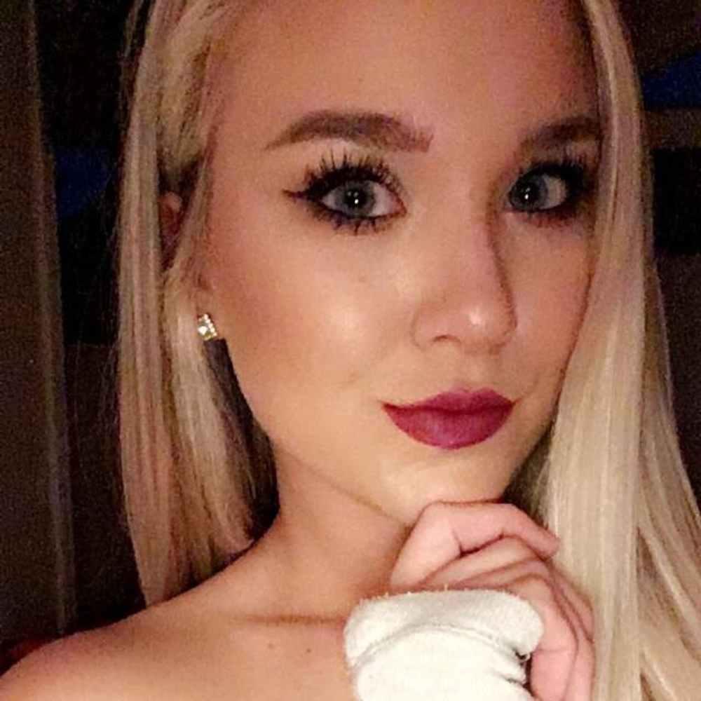 Meet your Posher, Brenda