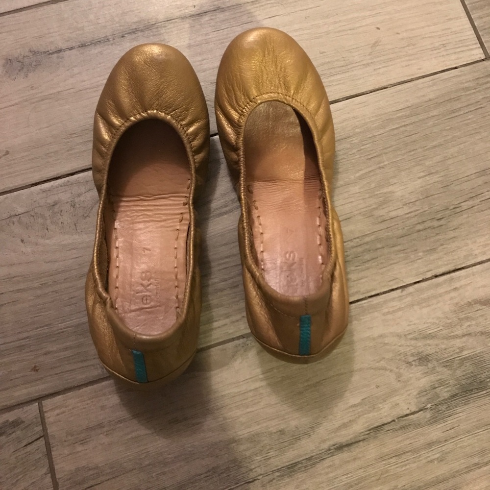 Gold tieks
