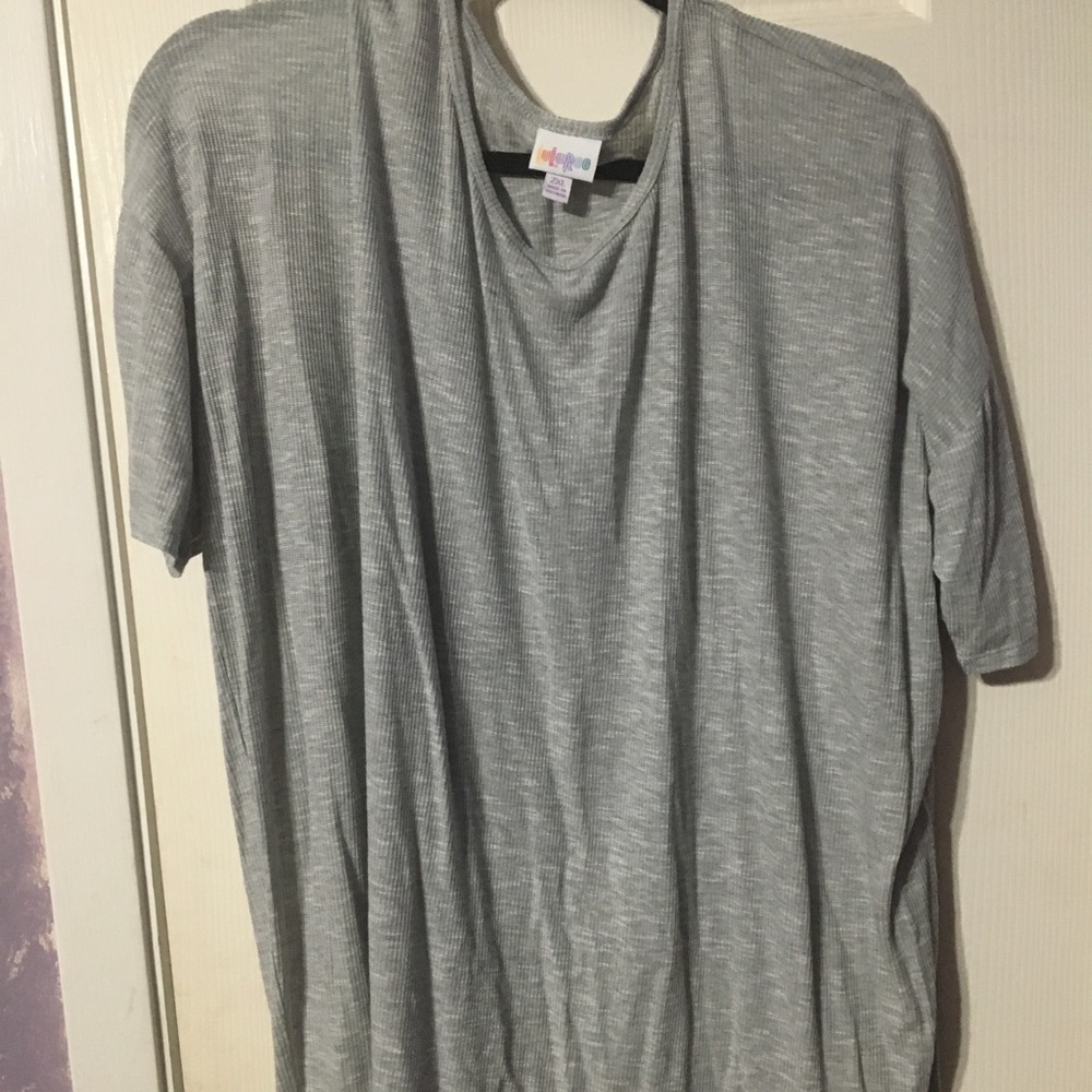 Lularoe ribbed heathered gray Irma 2XL XXL