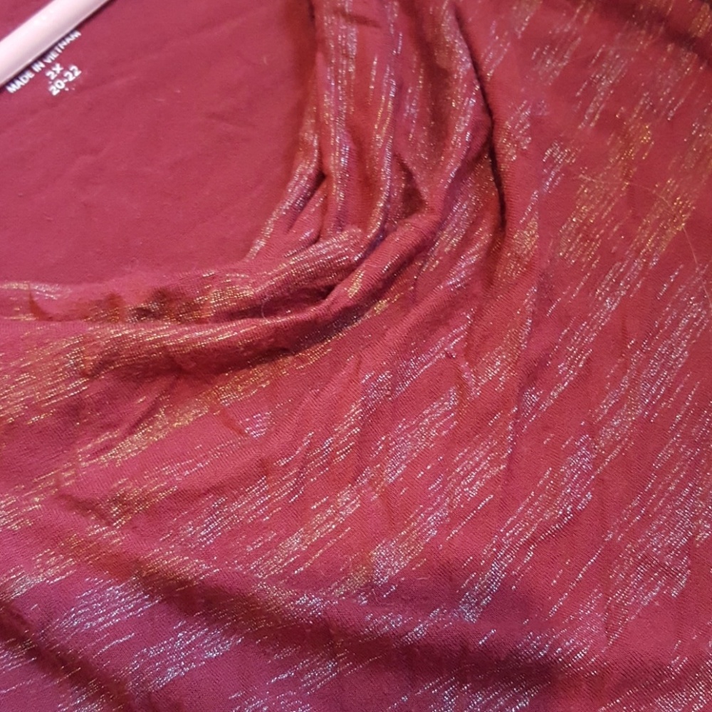 3/4 sleeve scoop neck tee - with sparkle!