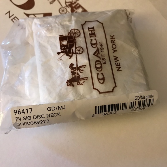 NWT Coach gold plated DISC Necklace pink crystal. - Picture 6 of 7