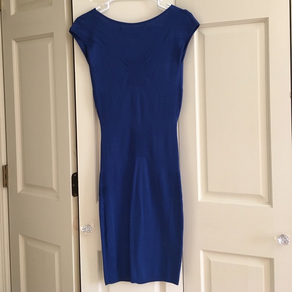 Max Studio Dress - Picture 4 of 4