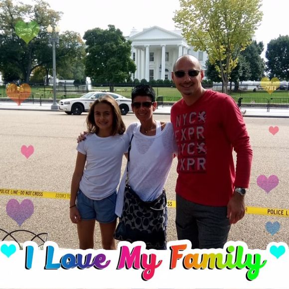 Meet your Posher, Miselle - Picture 1 of 1