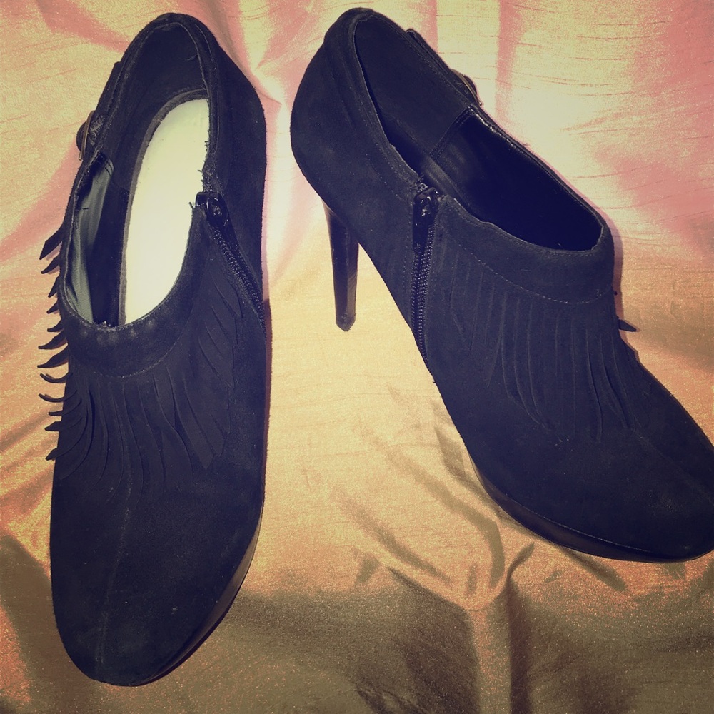 Women’s shoes