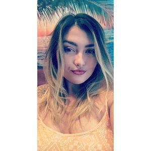 Meet your Posher, Jessica