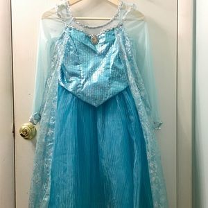 ❄️❄️Disney World Authentic Frozen Elsa Dress❄️❄️