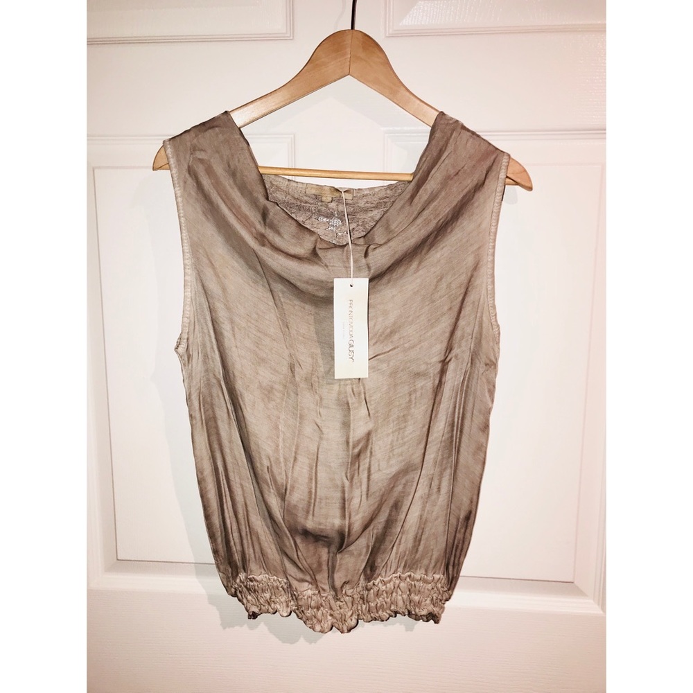 ✨SALE ✨ NWT - Prontomoda Giusy ITALY Top