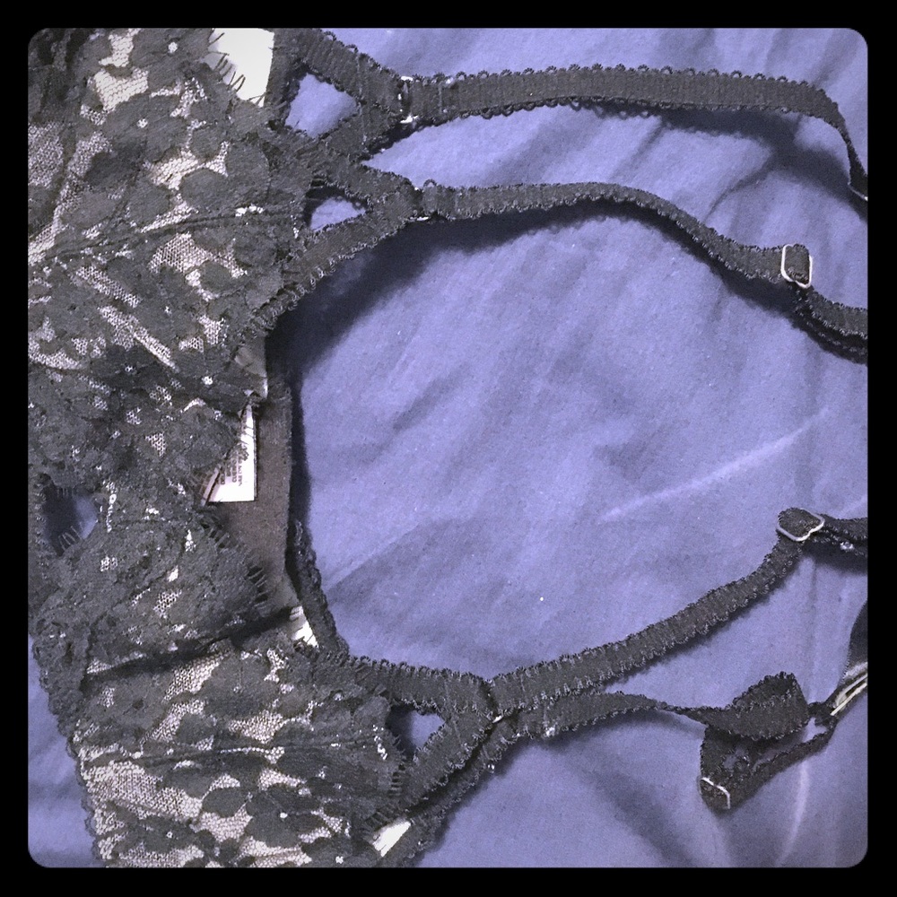 ✅sold✅FINAL $ VS Lingerie