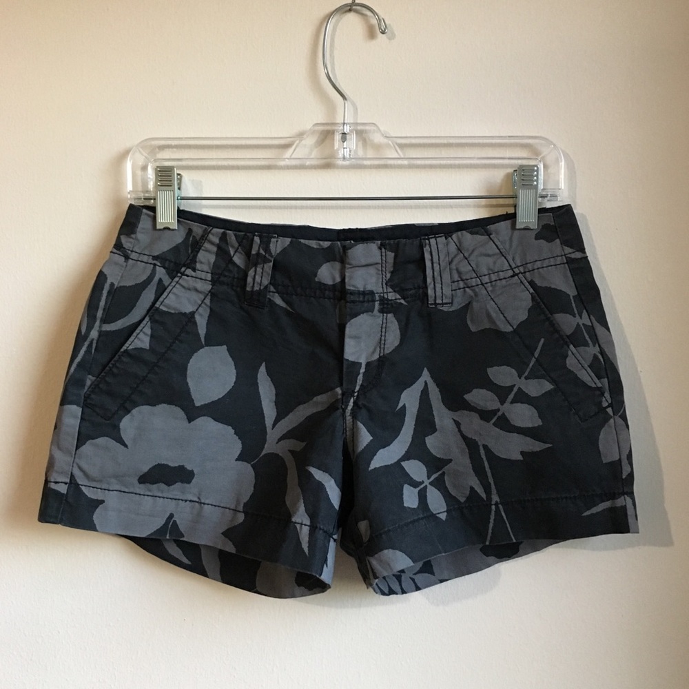{OLD NAVY} Floral Black & Grey Shorts
