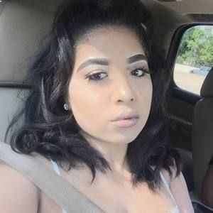 Meet your Posher, Karlynn