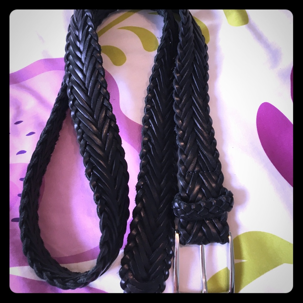 Black Zara belt