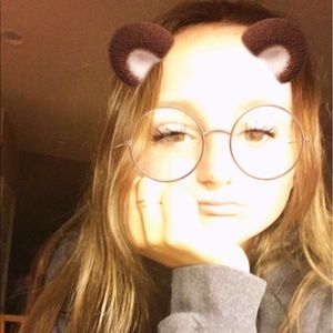 Meet your Posher, Loren