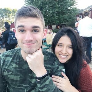 Meet your Posher, Evy