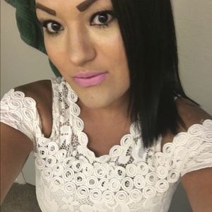 Meet your Posher, Denise