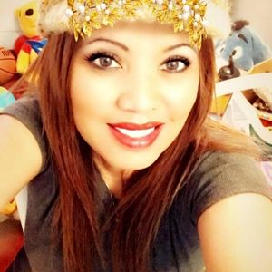 Meet your Posher, Claire