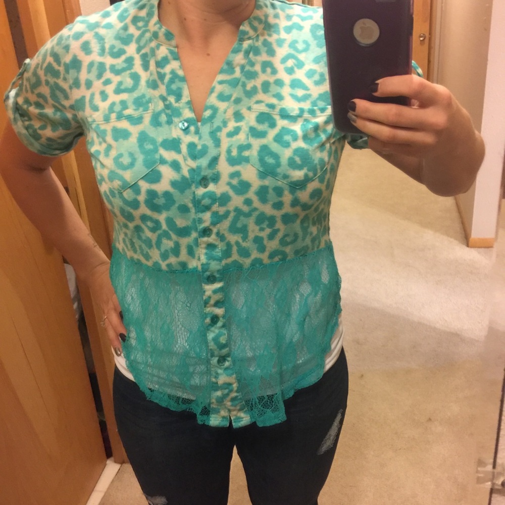 Rue 21 animal print blouse