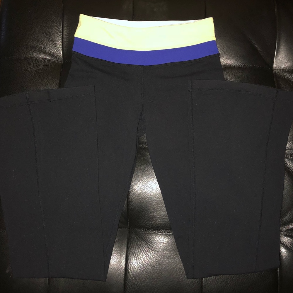Black flared Lululemon yoga pants
