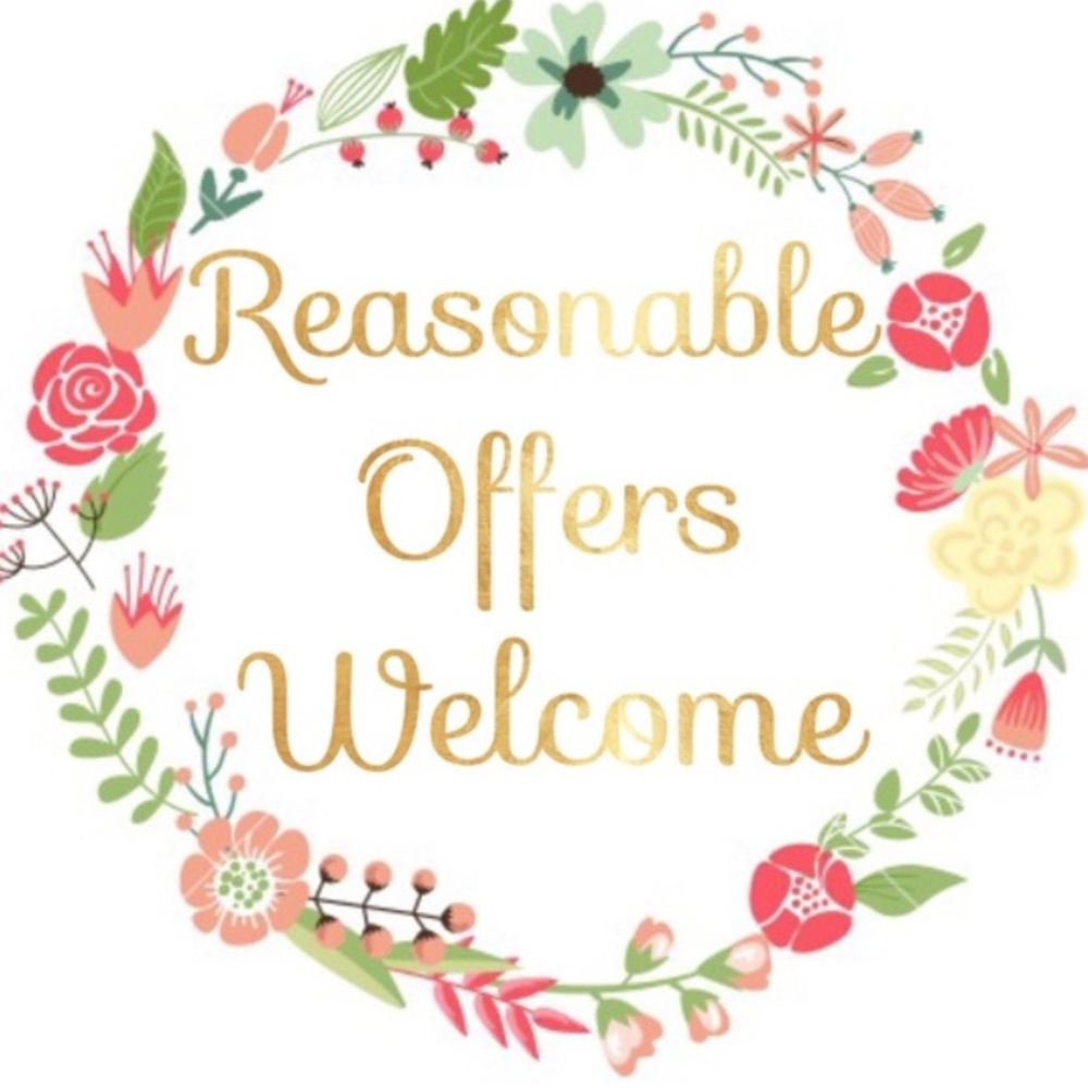 💕Reasonable Offers Welcome!💕