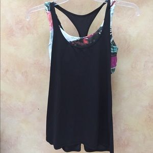 Lulu Lemon tank/sport bra ensemble. Size S