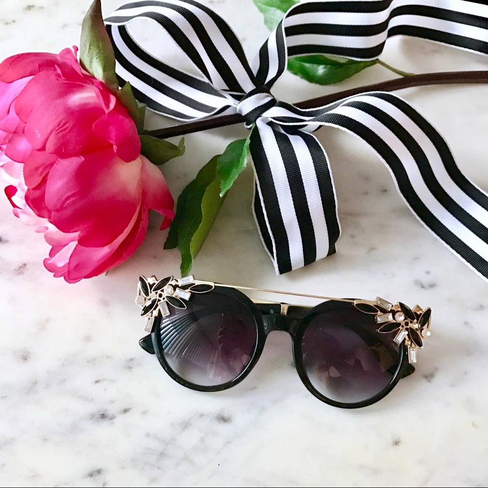 🎁2 for $24! Jeweled Cat Eye Sunglasses_2