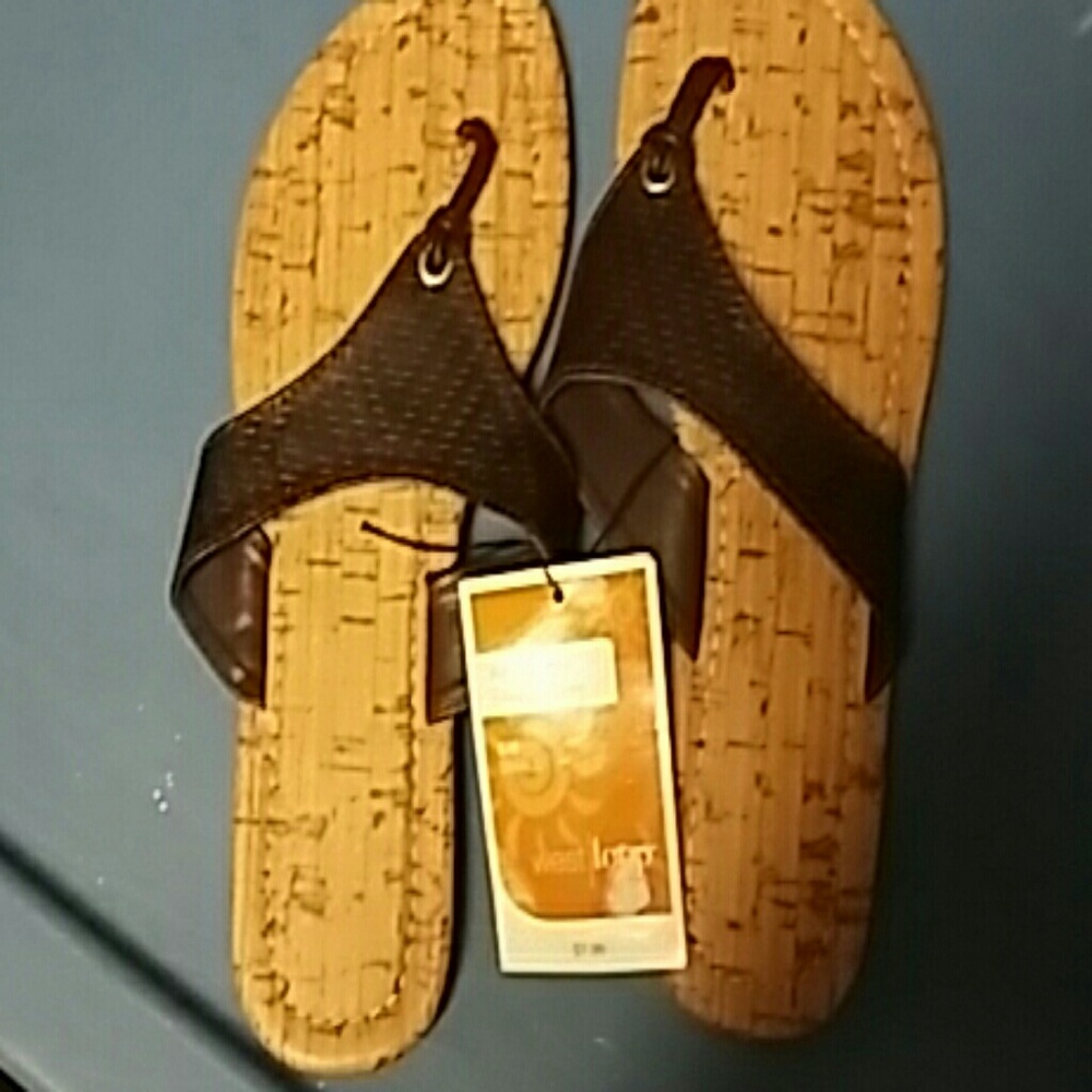 Sandles