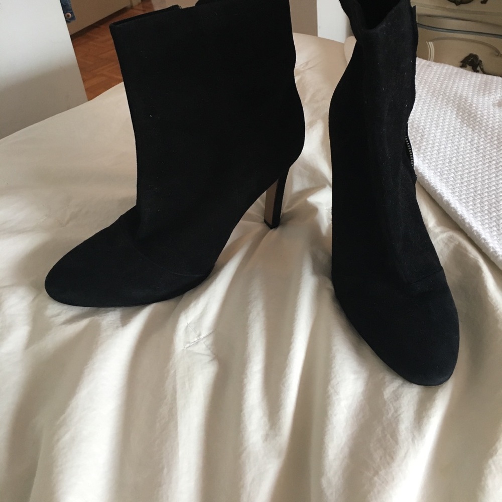 Black boots