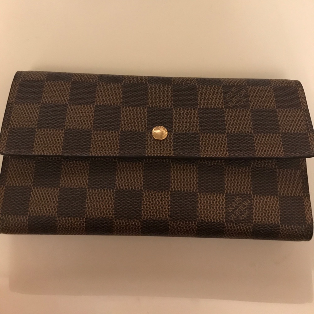 Louis Vuitton Damier Ebene Wallet