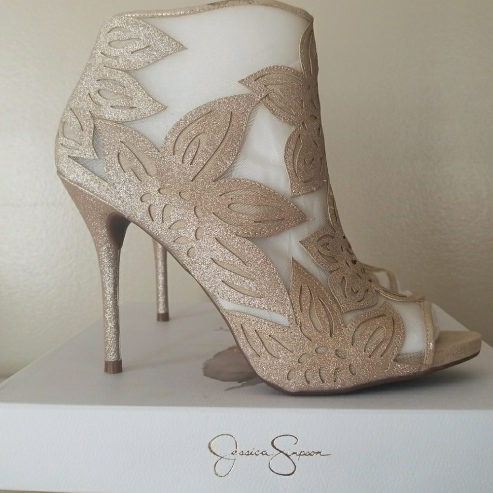 Brand new Jessica Simpson peep toe bootie - Picture 4 of 5