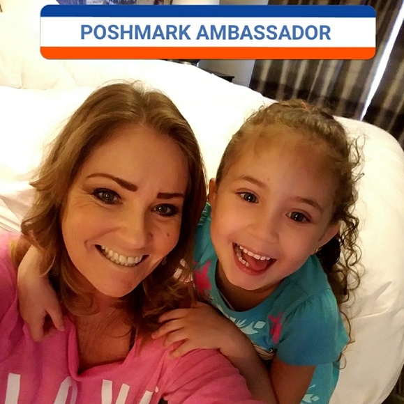 POSHMARK AMBASSADOR ❤ - Picture 5 of 7